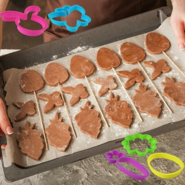 Cookiie Cutters